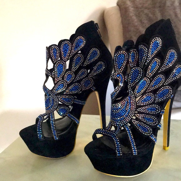 Peacock Stilettos - Picture 3 of 6